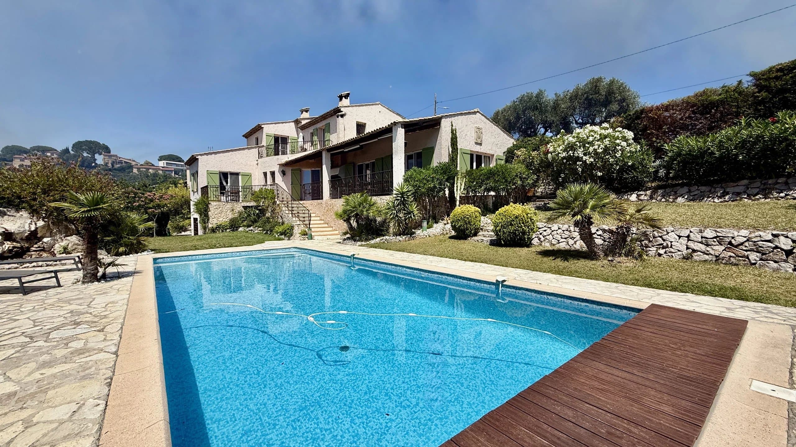 Maison de 238 m² · Nice